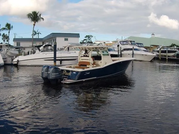 Slide: The Image of Scout 350 LXF 2015 - 8