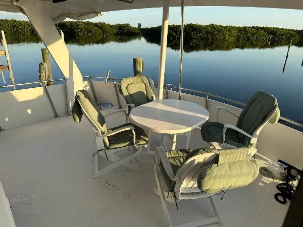 Slide: The Image of Hi-Star 48 Motor Yacht 1990 - 8