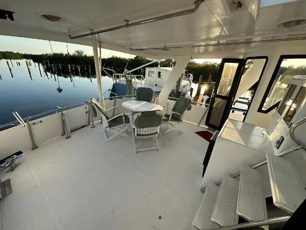 Slide: The Image of Hi-Star 48 Motor Yacht 1990 - 9