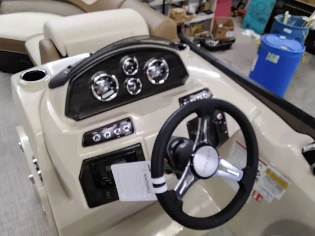 Slide: The Image of Lowe SS230DHCL 2026 - 7