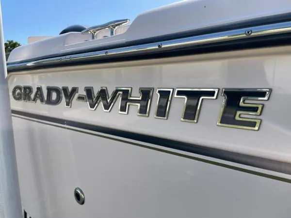 Slide: The Image of Grady-White Fisherman 257 2014 - 3