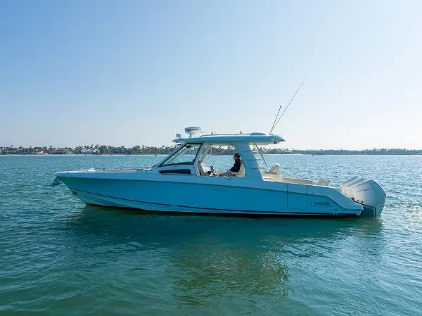 Slide: The Image of Boston Whaler 350 Realm 2019 - 1