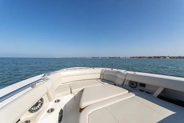Slide: The Image of Boston Whaler 350 Realm 2019 - 7