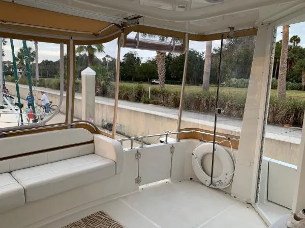 Slide: The Image of Carver Yachts 396 Motor Yacht 2005 - 8