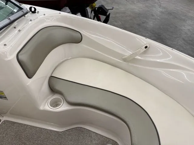 Slide: The Image of Sea Ray 185 Sport 2005 - 19