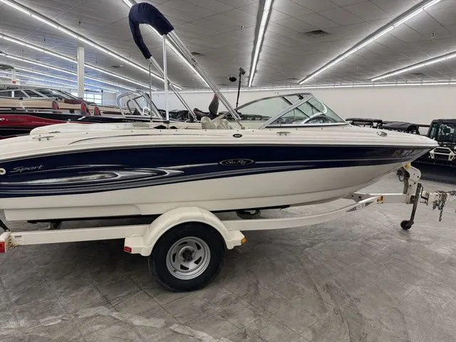 Slide: The Image of Sea Ray 185 Sport 2005 - 7