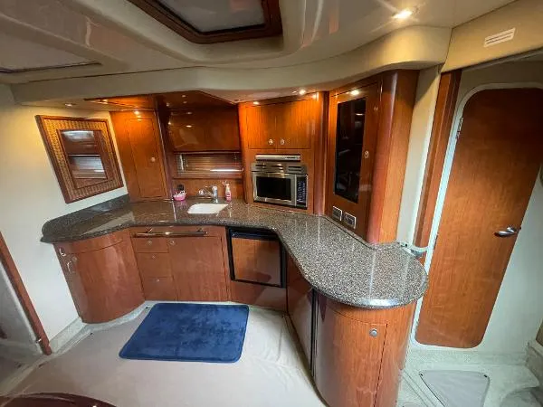 Slide: The Image of Sea Ray 420 Sundancer 2005 - 4