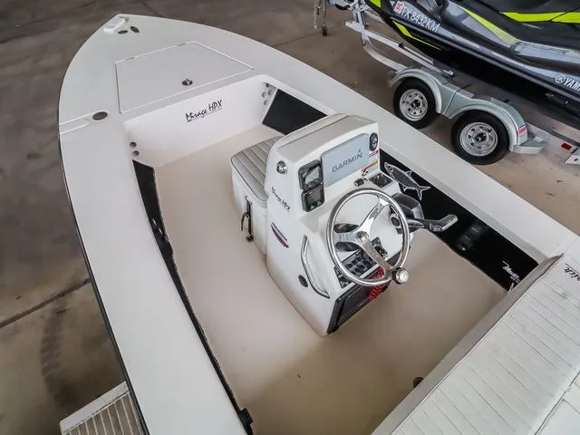 Slide: The Image of Maverick Mirage HPX 2015 - 10