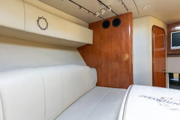Slide: The Image of Fountain 33 Sportfish Cruiser 2009 - 6