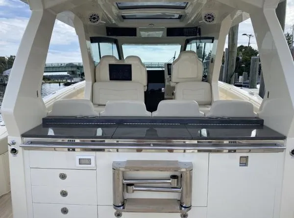 Slide: The Image of Scout 530 LXF 2021 - 10