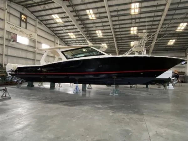 Slide: The Image of Scout 530 LXF 2021 - 2