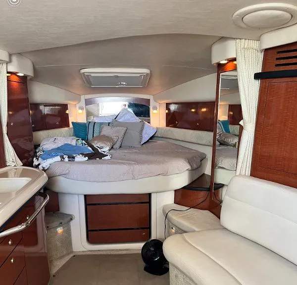 Slide: The Image of Sea Ray 340 Sundancer 2004 - 3