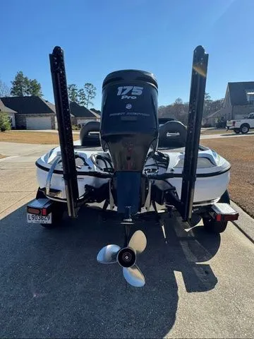 Slide: The Image of Nitro Z-19 2017 - 4