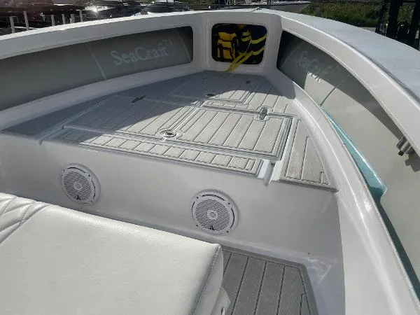 Slide: The Image of SeaCraft 20 1971 - 7