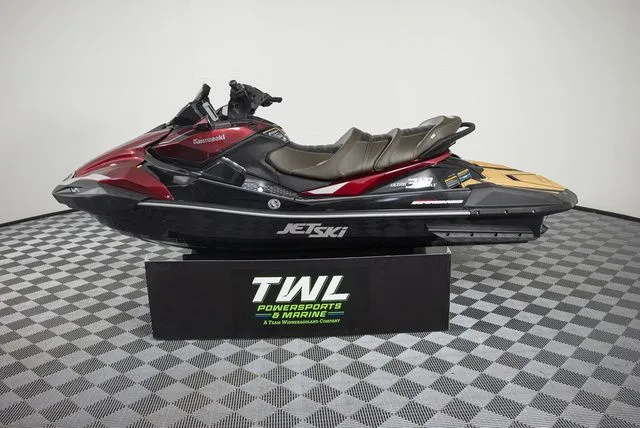 Slide: The Image of Kawasaki Ultra 310 2026 - 3