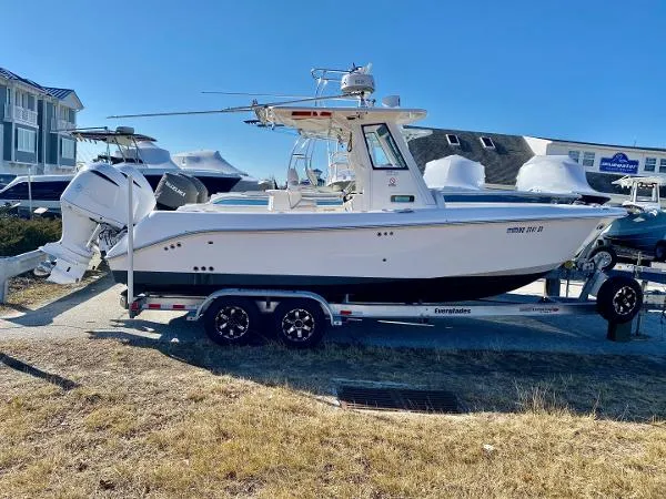 Slide: The Image of Everglades 255 Center Console 2014 - 0