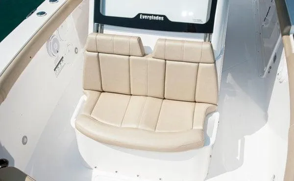 Slide: The Image of Everglades 255 Center Console 2014 - 10