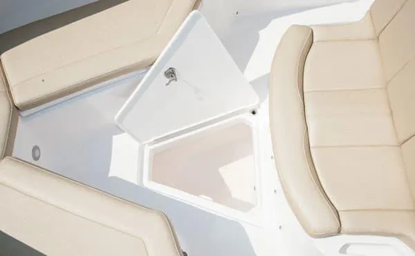 Slide: The Image of Everglades 255 Center Console 2014 - 7