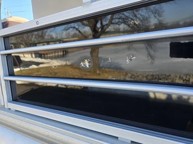 Slide: The Image of Sun Tracker Fishin' Barge 20 DLX 2018 - 7