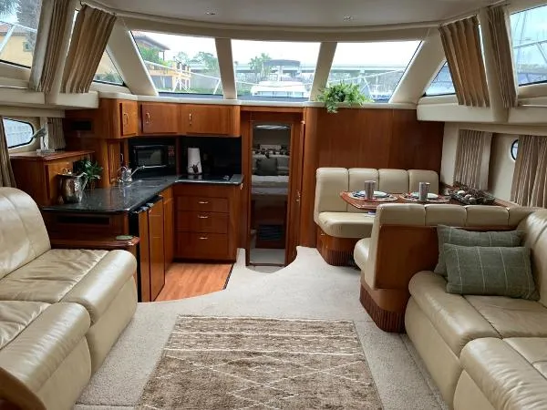 Slide: The Image of Carver Yachts 390 Motor Yacht 2005 - 5