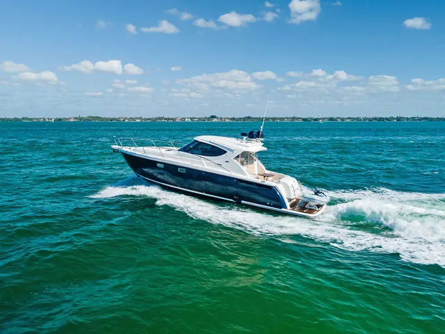 Slide: The Image of Tiara 3900 Open 2012 - 34