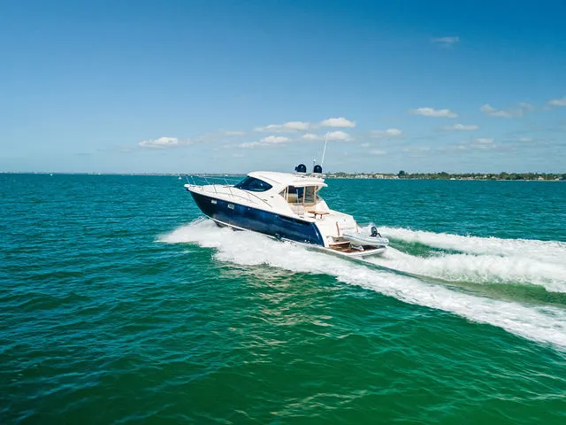 Slide: The Image of Tiara 3900 Open 2012 - 45