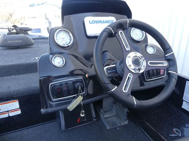 Slide: The Image of Nitro Z18 2019 - 13