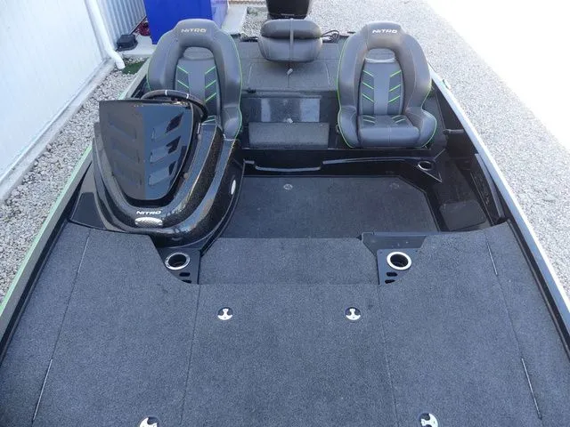 Slide: The Image of Nitro Z18 2019 - 18