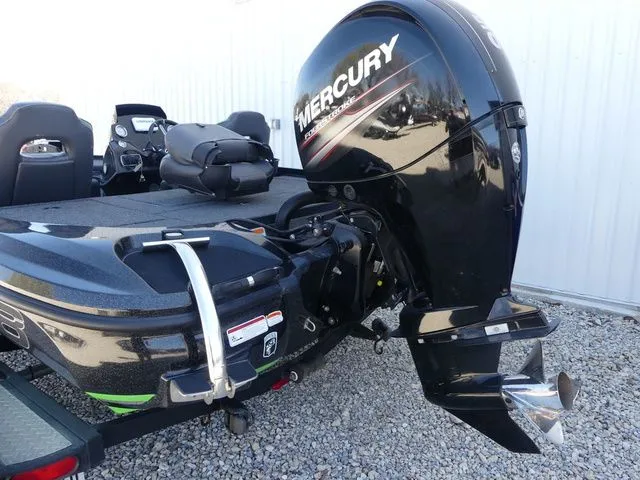 Slide: The Image of Nitro Z18 2019 - 4