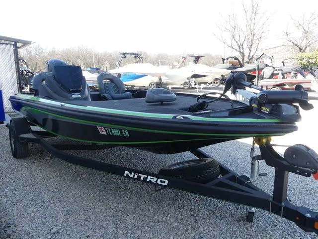 Slide: The Image of Nitro Z18 2019 - 7