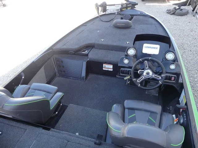 Slide: The Image of Nitro Z18 2019 - 9