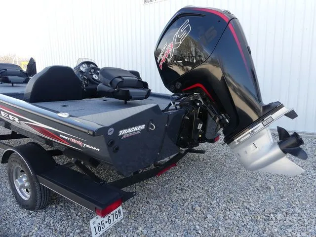 Slide: The Image of Tracker Pro Team 190 TX 2022 - 4