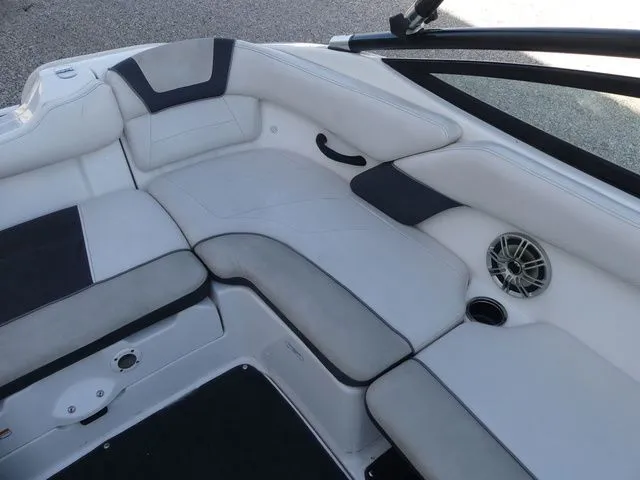 Slide: The Image of Yamaha AR192 2013 - 14