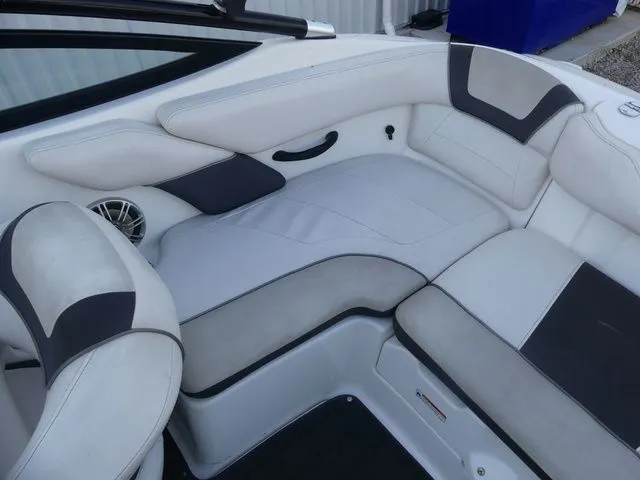 Slide: The Image of Yamaha AR192 2013 - 16