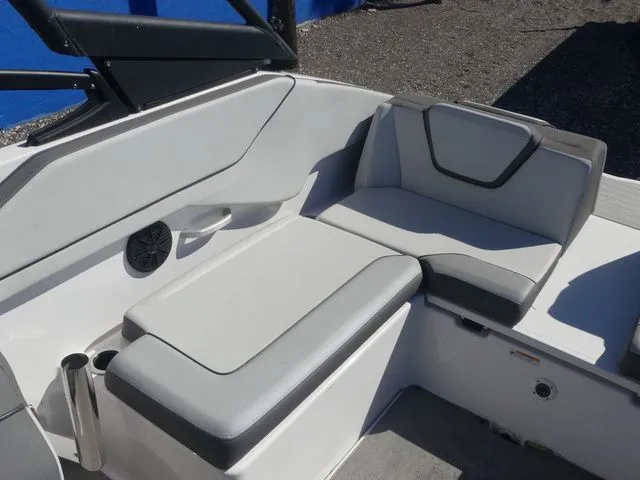 Slide: The Image of Yamaha AR250 2023 - 11