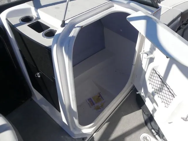 Slide: The Image of Yamaha AR250 2023 - 13