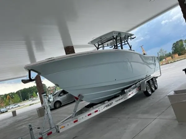 Slide: The Image of Sea Fox 328 Commander 2022 - 0