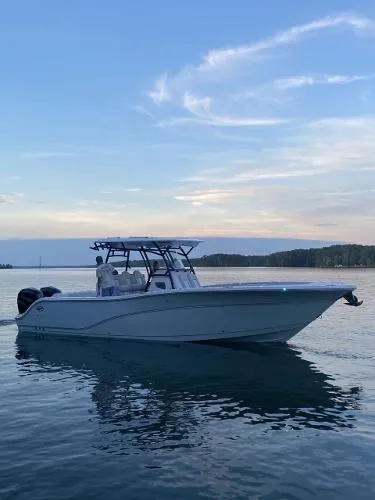 Slide: The Image of Sea Fox 328 Commander 2022 - 2