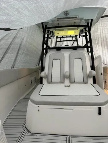 Slide: The Image of Sea Fox 328 Commander 2022 - 7