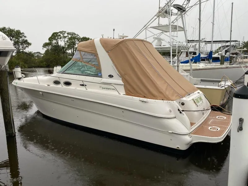 Slide: The Image of Sea Ray 310 Sundancer 2001 - 0