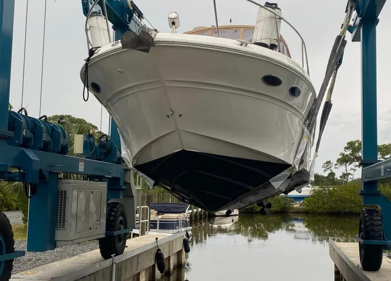 Slide: The Image of Sea Ray 310 Sundancer 2001 - 7