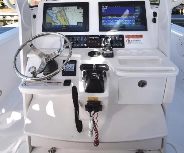 Slide: The Image of Everglades 325 CC 2017 - 11