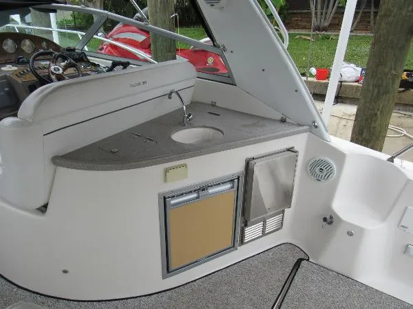 Slide: The Image of Rinker 342 Fiesta Vee 2006 - 7