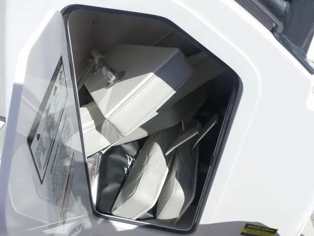 Slide: The Image of Twin Vee 22 BayCat 2026 - 15