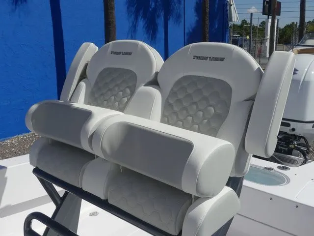 Slide: The Image of Twin Vee 22 BayCat 2026 - 16