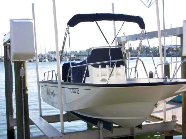 Slide: The Image of Boston Whaler 170 Montauk 2022 - 0