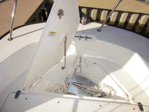Slide: The Image of Boston Whaler 170 Montauk 2022 - 3