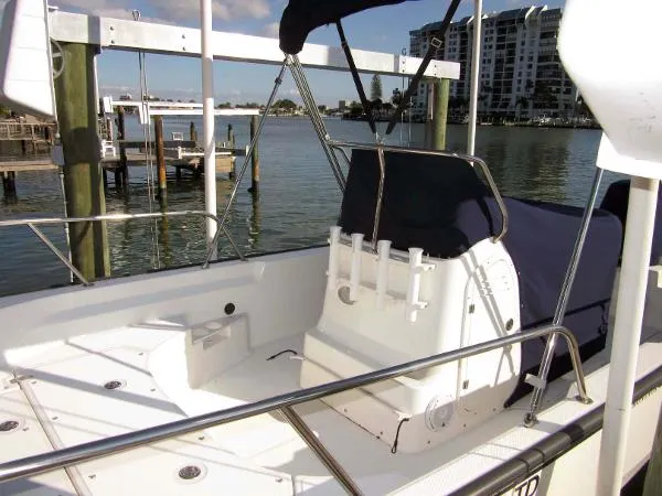 Slide: The Image of Boston Whaler 170 Montauk 2022 - 5