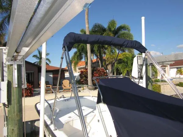 Slide: The Image of Boston Whaler 170 Montauk 2022 - 9