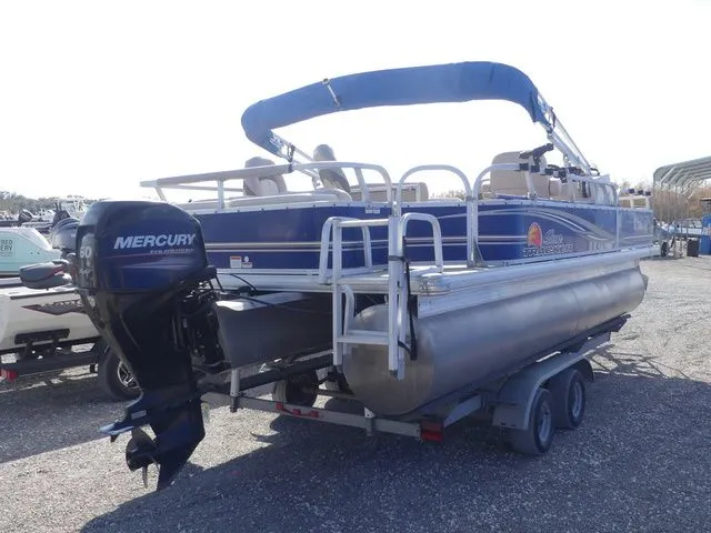 Slide: The Image of Sun Tracker Fishin' Barge 20 DLX 2014 - 4